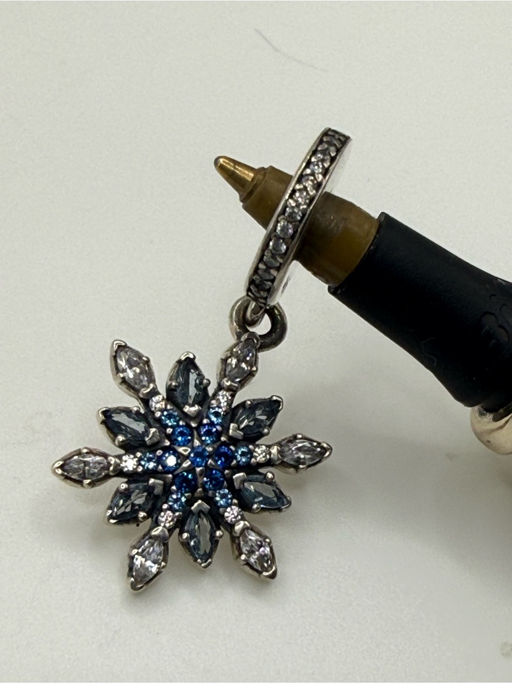 Pandora Sparkling Snowflake Crystals w Beautiful Blue & Clear CZ’s Dangle Charm